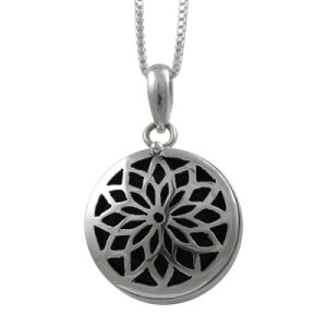 Flower Aromatherapy Pendant